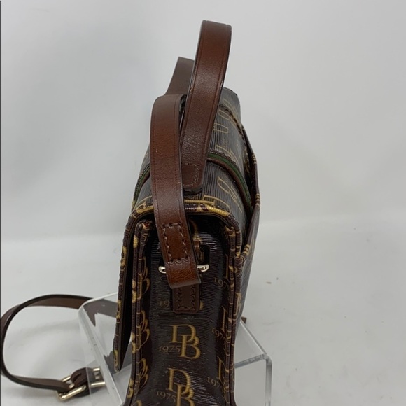 Dooney & Bourke Logo Coated Canvas Crossbody Hand Bag - Picture 2 of 16